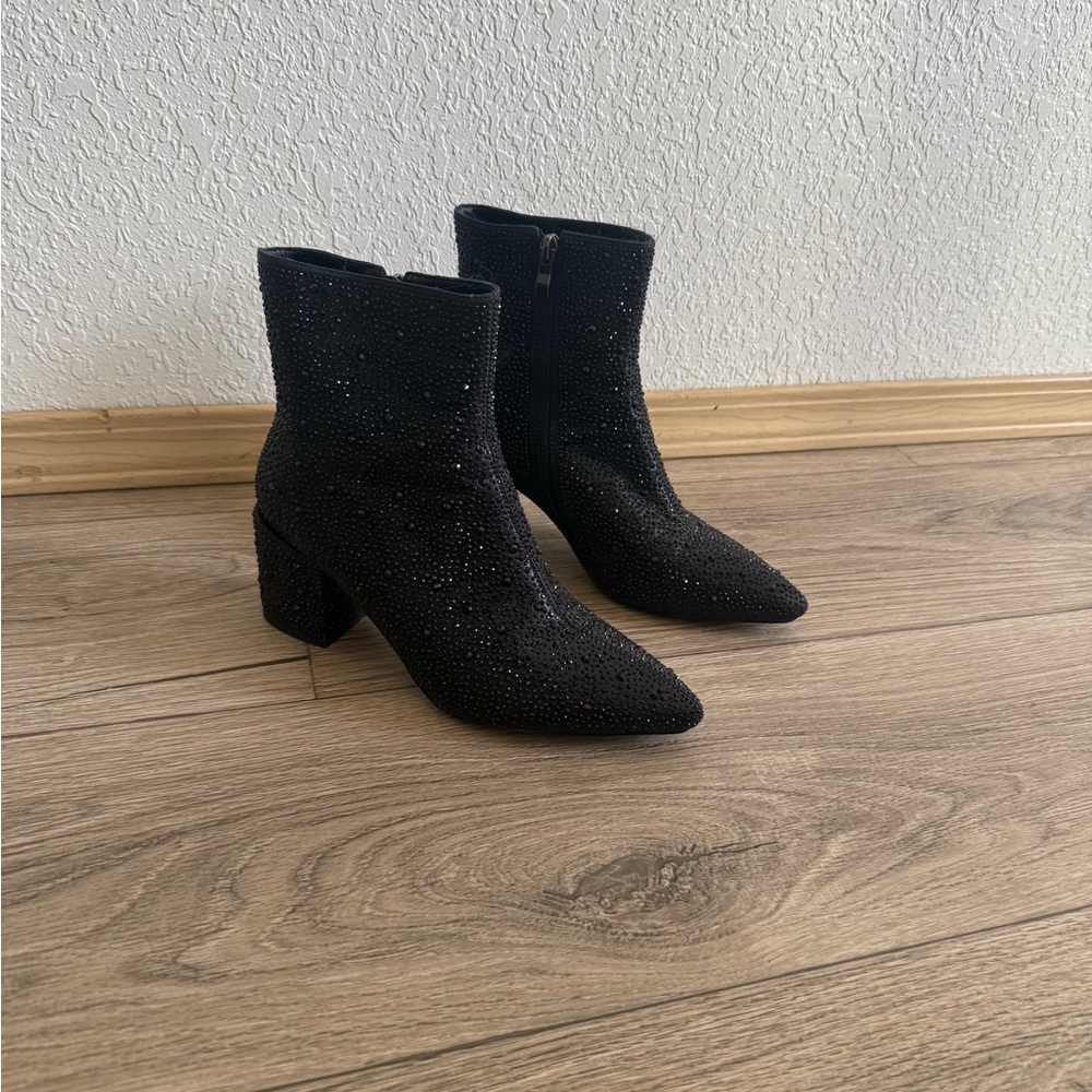 Wetkiss Sparkly Heeled Boots